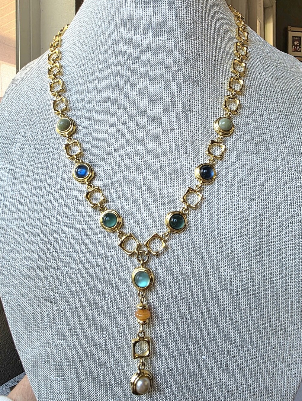 Liz Clairborne Vintage boutique-style fashion Y-drop collar statement necklace - Picture 1 of 13